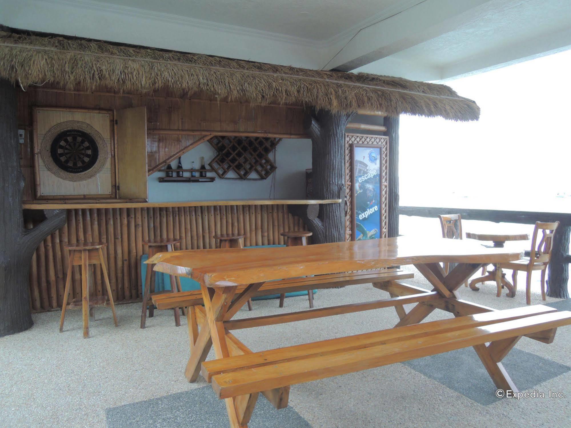 Love'S Beach & Dive Resort Moalboal Exterior photo
