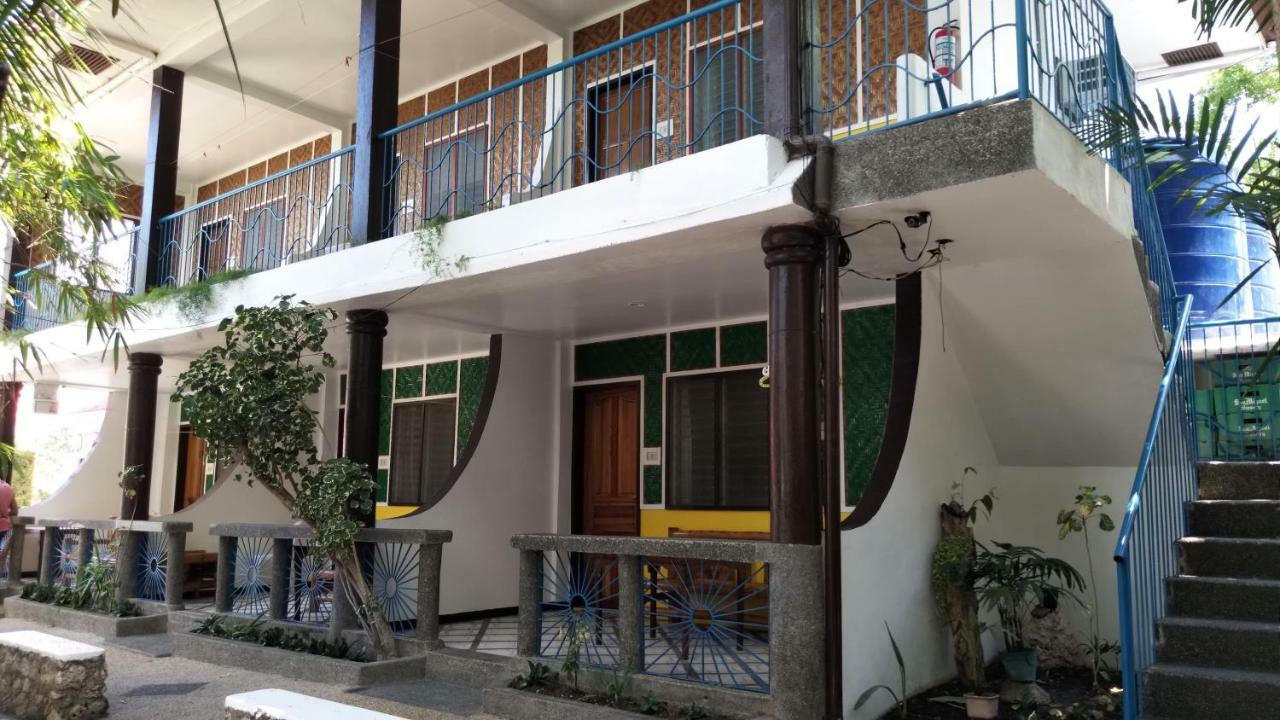 Love'S Beach & Dive Resort Moalboal Exterior photo