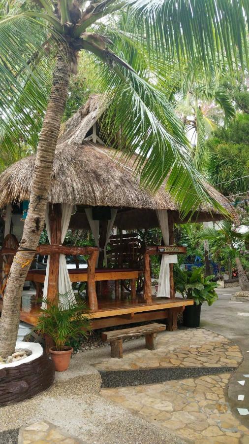 Love'S Beach & Dive Resort Moalboal Exterior photo